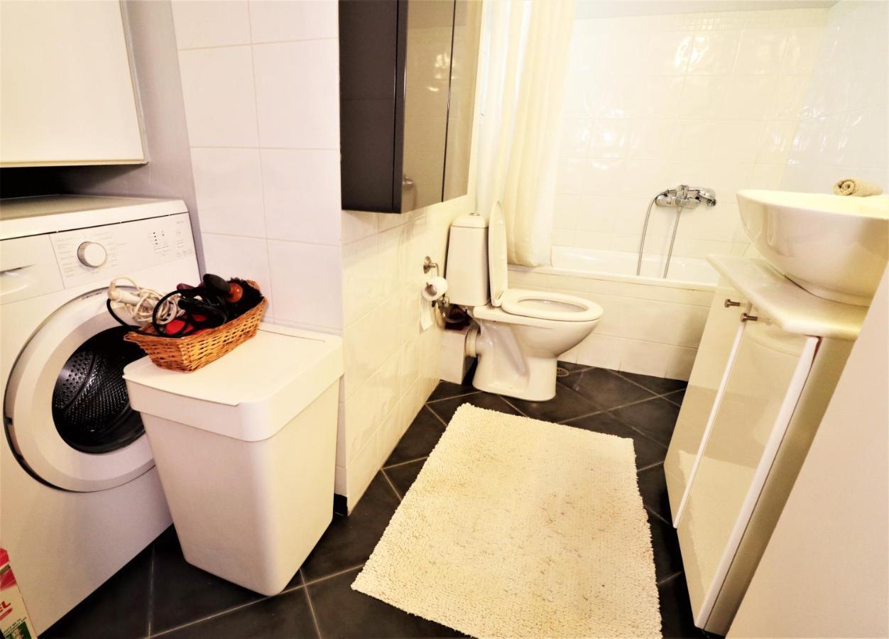 Apartamento Amazing Penthouse In Ambelokipi Atenas Exterior foto